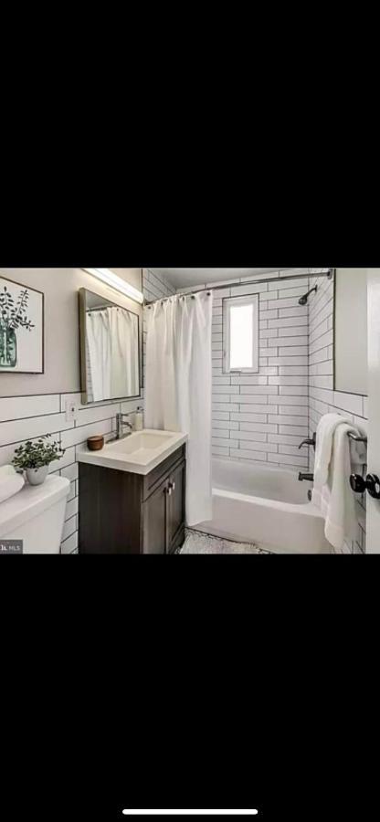 Apartamento Lovely 1-bedroom Unit With Free Parking Washington