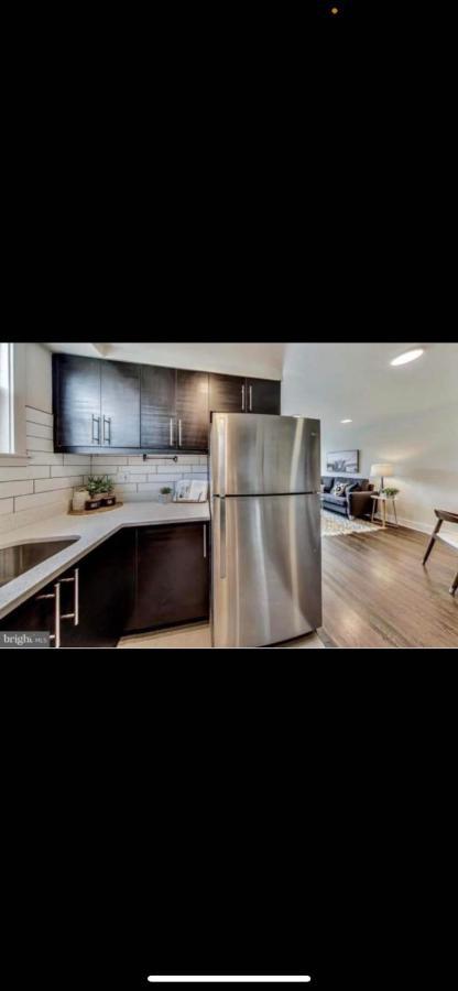 Lovely 1-bedroom Unit With Free Parking Apartamento